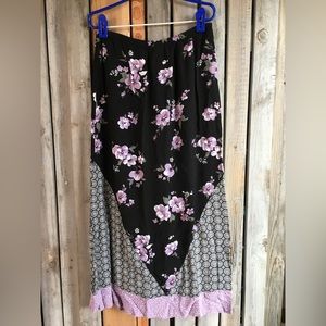 Long patchwork skirt black and floral